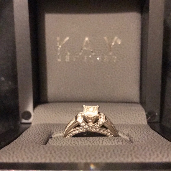 Gegenstück Die Schwäche Erbe tolkowsky engagement ring Klient metrisch